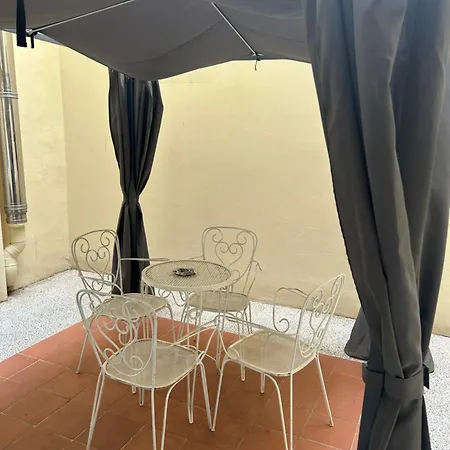 Piazza Unita New Elegant Smn Station 피렌체